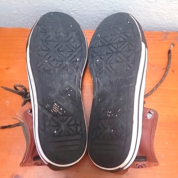 CONVERSE CHUCK TAYLOR ALL STAR UNISEX BROWN LEATHER WATERPROOF SNEAKER 8 - Picture 5 of 11